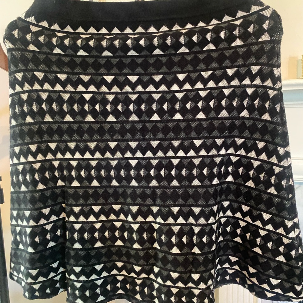 Black and White Patterned Women's Skirt